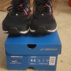 Brooks Addiction 14